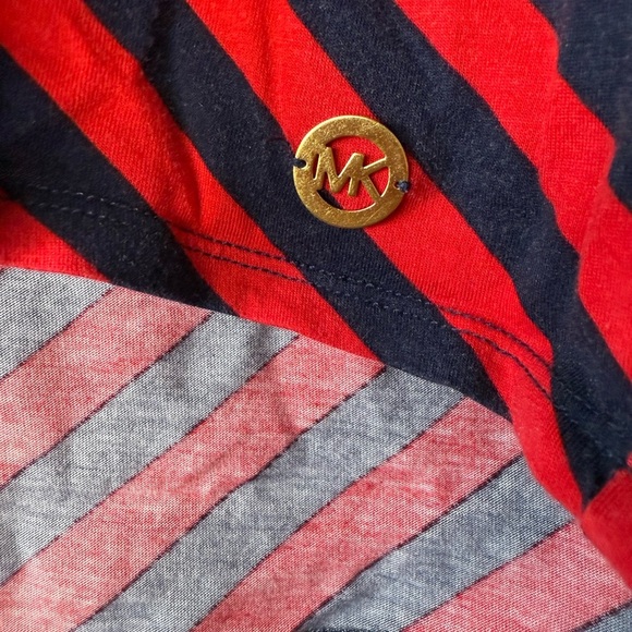 Y2K Michael Kors Navy & Red Top – Gold MK Coin – Women’s Medium - Picture 2 of 4